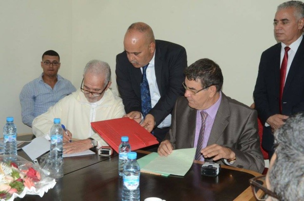 توقيع اتفاقية شراكة بين المجلس الجهوي لعدول استئنافية وجدة وماستر قانون العقود والعقار بكلية العلوم القانونية والاقتصادية والاجتماعية وجدة توقيع اتفاقية شراكة بين المجلس الجهوي لعدول استئنافية وجدة وماستر قانون العقود والعقار بكلية العلوم القانونية والاقتصادية والاجتماعية وجدة