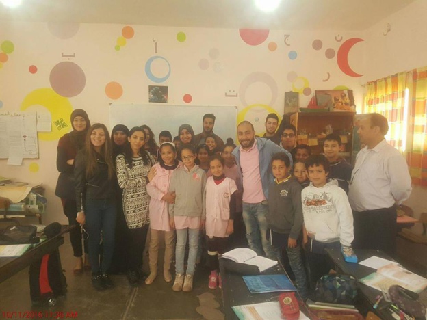 مجموعة من طلبة ماستر الاقتصاد وتدبير المؤسسات بكلية العلوم القانونية والاقتصادية والاجتماعية بوجدة يبادرون تحت إشراف الدكتور عبد الواحد بريشي إلى خلق إطار تحت اسم "يلاه نفرحوهم" للتدريب الميداني على العمل التطوعي وخلق روح المبادرة والتضامن