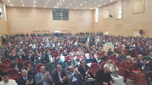  بالصور تَفَاصِيل أَكبر نَدوة وَطَنِّية شَهِدتها المِنطَقَة الشَّرقيَّة تَكريماََ للأُستاذ الحُسَين بلحَسَّاني 
