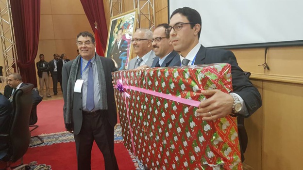  بالصور تَفَاصِيل أَكبر نَدوة وَطَنِّية شَهِدتها المِنطَقَة الشَّرقيَّة تَكريماََ للأُستاذ الحُسَين بلحَسَّاني 