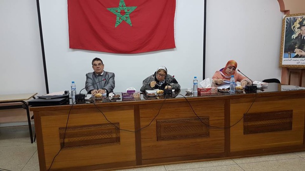 مناقشة رسالة في موضوع حماية حقوق الاجراء الاجانب بالمغرب  تحت إشراف الدكتورة دنيا مباركة تقدمت بها الباحثة مزوغ خديجة 