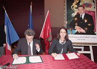 توقيع ثلاث اتفاقيات للتعاون في مجال الطاقة بين المغرب وفرنسا توقيع ثلاث اتفاقيات للتعاون في مجال الطاقة بين المغرب وفرنسا
