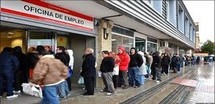 إسبانيا: تعديل مرتقب على قانون الهجرة يسهل تجديد أوراق الإقامة بالنسبة للعاطلين عن العمل إسبانيا: تعديل مرتقب على قانون الهجرة يسهل تجديد أوراق الإقامة بالنسبة للعاطلين عن العمل