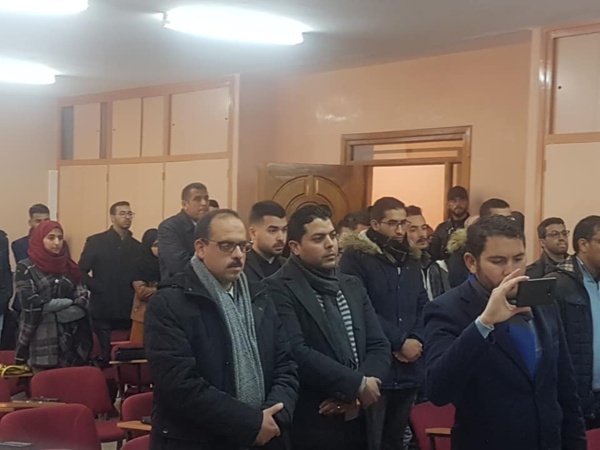 كلية العلوم القانونية والاقتصادية والاجتماعية بوجدة: مناقشة أطروحة لنيل شهادة الدكتوراه في موضوع بيع العقار المحفظ بالمزاد العلني في القانون المغربي تحت إشراف الدكتورة دنيا مباركة من إنجاز الباحث ميلود أصوابني 