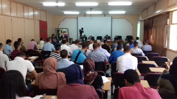 مناقشة أطروحة في موضوع في موضوع الشكلية في ظل القانون 53.05 المتعلق بالتبادل الإلكتروني للمعطيات القانونية من إنجاز الباحث أمين الموساوي
