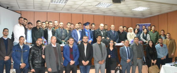 مناقشة أطروحة لنيل شهادة الدكتوراه في القانون الخاص تحت عنوان السياسة الجنائية في مواجهة جرائم الفساد المالي والإداري مناقشة أطروحة لنيل شهادة الدكتوراه في القانون الخاص تحت عنوان السياسة الجنائية في مواجهة جرائم الفساد المالي والإداري