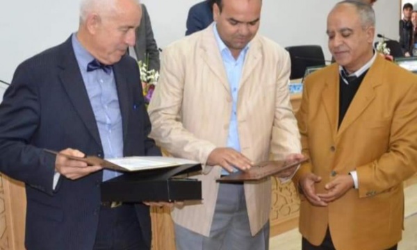 التقرير التركيبي الختامي للندوة الوطنية: حول: "النموذج التنموي الجديد: قراءة في السياق وسؤال التنمية بالمغرب؟" التقرير التركيبي الختامي للندوة الوطنية: حول: "النموذج التنموي الجديد: قراءة في السياق وسؤال التنمية بالمغرب؟"