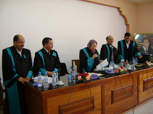 التحكيم في منازعات الإستثمار بين القواعد التقليدية و الحديثة تحت إشراف الدكتورة دنيا مباركة التحكيم في منازعات الإستثمار بين القواعد التقليدية و الحديثة تحت إشراف الدكتورة دنيا مباركة