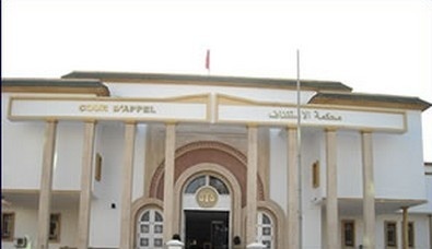 محكمة الإستئناف بالقنيطرة: محل تجاري ايل للسقوط ـ طلب الإفراغ للهدم وإعادة البناء مع تعويض المكتري ـ اختصاص رئيس المحكمة الابتدائية بصفته قاضيا للمستعجلات ـ لا محكمة الإستئناف بالقنيطرة: محل تجاري ايل للسقوط ـ طلب الإفراغ للهدم وإعادة البناء مع تعويض المكتري ـ اختصاص رئيس المحكمة الابتدائية بصفته قاضيا للمستعجلات ـ لا