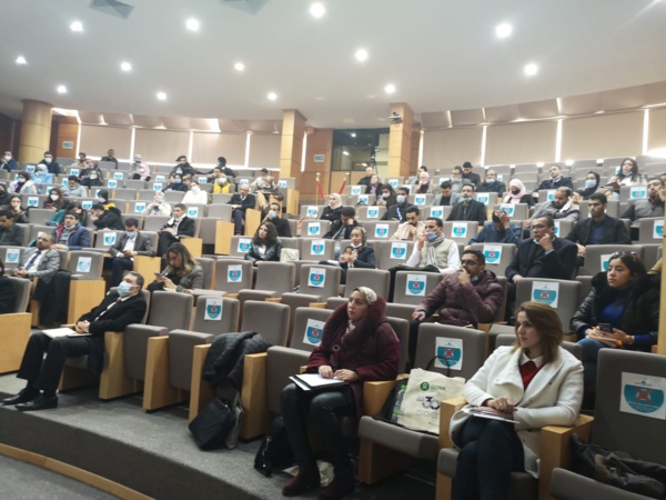 منتدى الباحثين بوزارة الإقتصاد والمالية: الندوة الافتتاحية للقافلة التواصلية لقانون المالية برسم سنة 2022