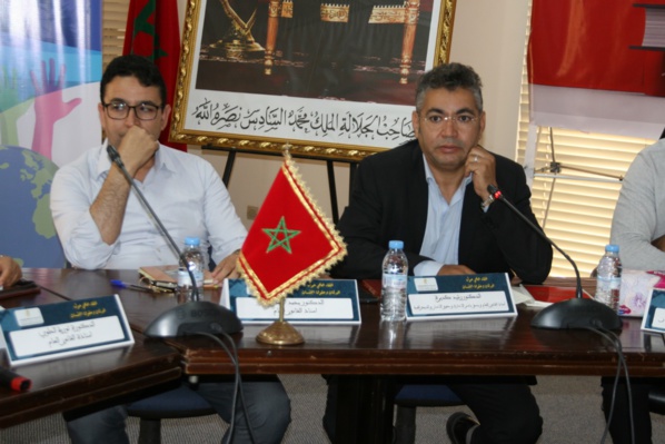 تقرير حول أشغال مائدة مستديرة لتقديم وقراءة في كتاب البرلمان وحقوق الانسان مرجعيات وممارسة لكاتبه الباحث عبد الرزاق الحنوشي تقرير حول أشغال مائدة مستديرة لتقديم وقراءة في كتاب البرلمان وحقوق الانسان مرجعيات وممارسة لكاتبه الباحث عبد الرزاق الحنوشي