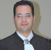 Le caractère contractuel et juridictionnel  de l'arbitrage commercial Le caractère contractuel et juridictionnel  de l'arbitrage commercial