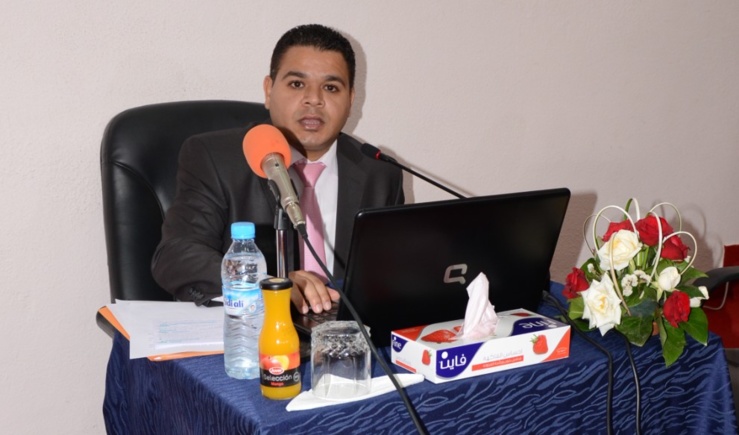 كلية الحقوق بسلا: مناقشة أطروحة لنيل الدكتوراه في القانون الخاص تحت عنوان الوساطة كآلية بديلة لتسوية منازعات الاستثمار تحت إشراف الدكتور محمد راجي من إعداد الباحث فيصل بجـــي كلية الحقوق بسلا: مناقشة أطروحة لنيل الدكتوراه في القانون الخاص تحت عنوان الوساطة كآلية بديلة لتسوية منازعات الاستثمار تحت إشراف الدكتور محمد راجي من إعداد الباحث فيصل بجـــي