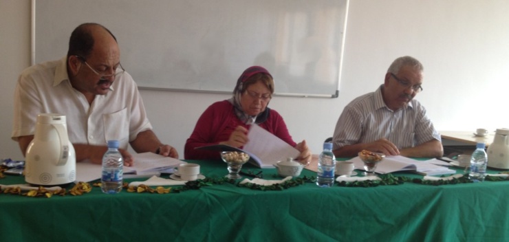 ماستر قانون العقود والعقار: مناقشة رسالة تحت عنوان إفراغ العقار المحتل بدون سند أمام القضاء المستعجل تحت إشراف الدكتورة دنيا مباركة تقدم بها الباحث منير بندحو ماستر قانون العقود والعقار: مناقشة رسالة تحت عنوان إفراغ العقار المحتل بدون سند أمام القضاء المستعجل تحت إشراف الدكتورة دنيا مباركة تقدم بها الباحث منير بندحو