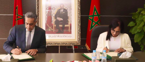 توقيع اتفاقية شراكة وتعاون بين المجلس الوطني لحقوق الإنسان والمديرية العامة للأمن الوطني للنهوض بثقافة حقوق الإنسان في الوظيفة الأمنية توقيع اتفاقية شراكة وتعاون بين المجلس الوطني لحقوق الإنسان والمديرية العامة للأمن الوطني للنهوض بثقافة حقوق الإنسان في الوظيفة الأمنية