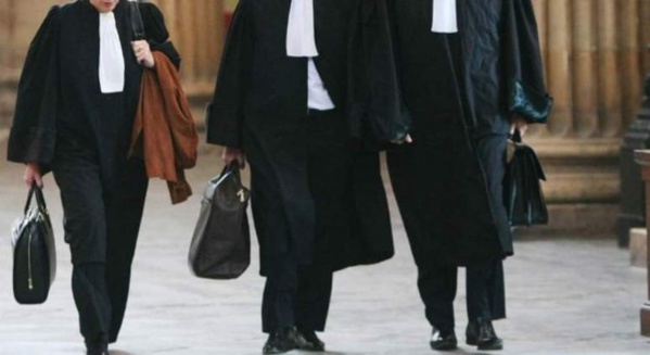 وزارة الإقتصاد والمالية تكشف معايير انتقاء المحامين المتعاقدين مع الوكالة القضائية للمملكة وزارة الإقتصاد والمالية تكشف معايير انتقاء المحامين المتعاقدين مع الوكالة القضائية للمملكة