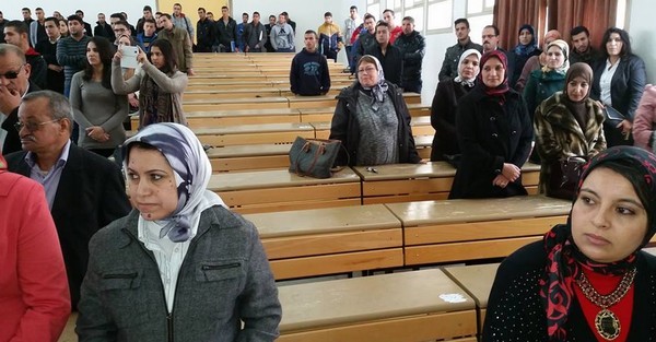 مختبر تشريعات الأسرة والهجرة: مناقشة أطروحة في موضوع أهلية القاصر في مدونة الأسرة - الزواج والطلاق نموذجا، تحت اشراف الدكتور الحسين بلحساني من إنجازالباحثة ألفات بلبكاي مختبر تشريعات الأسرة والهجرة: مناقشة أطروحة في موضوع أهلية القاصر في مدونة الأسرة - الزواج والطلاق نموذجا، تحت اشراف الدكتور الحسين بلحساني من إنجازالباحثة ألفات بلبكاي