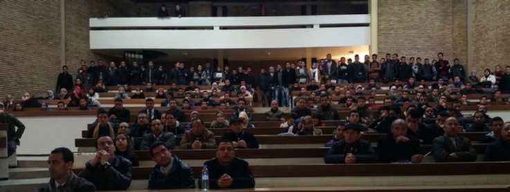 كلية الحقوق ظهر المهراز ـ جامعة سيدي محمد بن عبد الله بفاس: مناقشة أطروحة لنيل الدكتوراه في القانون الخاص تحت عنوان المنافسة في السوق العقارية تحت إشراف الدكتور عبد العزيز العتيقي إعداد الطالب مبروك عمر كلية الحقوق ظهر المهراز ـ جامعة سيدي محمد بن عبد الله بفاس: مناقشة أطروحة لنيل الدكتوراه في القانون الخاص تحت عنوان المنافسة في السوق العقارية تحت إشراف الدكتور عبد العزيز العتيقي إعداد الطالب مبروك عمر