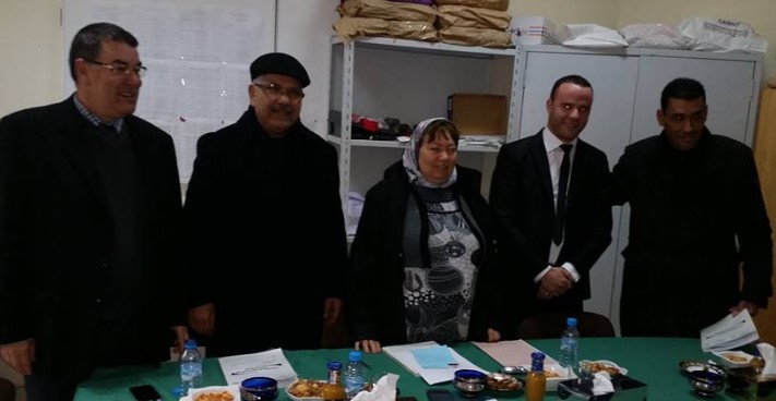 ماستر قانون العقود والعقار: مناقشة رسالة تحت عنوان حدود الحرية التعاقدية في العلاقات الشغلية - الابرام والتنفيذ نموذجا -  تحت إشراف الدكتورة دنيا مباركة تقدم بها الباحث أحمانن يوسف ماستر قانون العقود والعقار: مناقشة رسالة تحت عنوان حدود الحرية التعاقدية في العلاقات الشغلية - الابرام والتنفيذ نموذجا -  تحت إشراف الدكتورة دنيا مباركة تقدم بها الباحث أحمانن يوسف