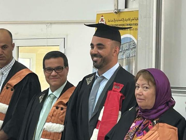 مناقشة الباحث فؤاد أوعيسى أطروحة لنيل دبلوم الدكتوراه في موضوع القضاء الرئاسي ودوره في حماية الملكية العقارية تحت إشراف الدكتورة دنيا مباركة