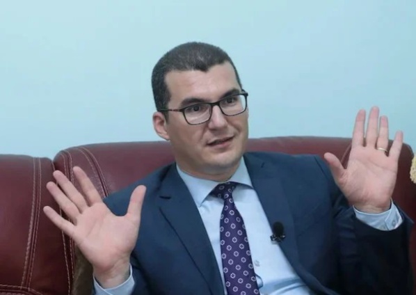 رئيس نادي قضاة المغرب: لا يمكن للقاضي والمحامي أن يدافعا عن استقلالهما إلا إذا كانا متشبثين بثقافة النزاهة، وكانا نزيهين فعلا رئيس نادي قضاة المغرب: لا يمكن للقاضي والمحامي أن يدافعا عن استقلالهما إلا إذا كانا متشبثين بثقافة النزاهة، وكانا نزيهين فعلا