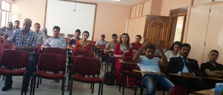 مختبر تشريعات الأسرة والهجرة: مناقشة أطروحة في موضوع تهريب المهاجرين غير الشرعيين عبر الحدود الوطنية، تحت إشراف الدكتور الحسين بلحساني  للباحث هيثم شايف يحيى الجبري