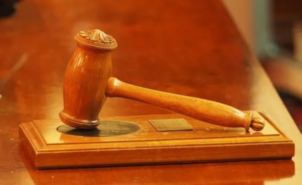 LA JUSTICE EN FRANCE : La résolution amiable des conflits LA JUSTICE EN FRANCE : La résolution amiable des conflits