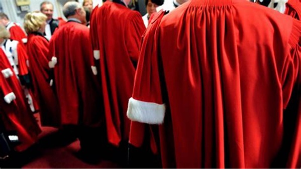 Les magistrats, sous les ors, dans la quiétude des palais de justice ? Les magistrats, sous les ors, dans la quiétude des palais de justice ?