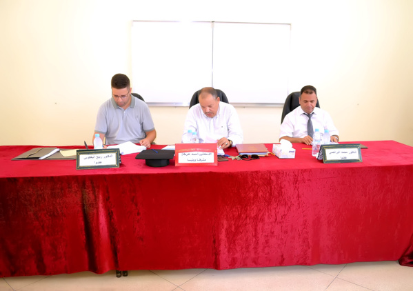 الناظور: مناقشة رسالة لنيل دبلوم الماستر للباحث يونس أطويلي تحت عنوان دور القاضي المدني في حماية اطراف العقد الناظور: مناقشة رسالة لنيل دبلوم الماستر للباحث يونس أطويلي تحت عنوان دور القاضي المدني في حماية اطراف العقد