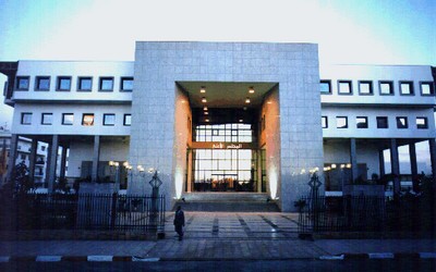 محكمة النقض: مكتب لتدقيق الحسابات يقدم خبرته المحاسبية للزبناء، وتخضع دعاويه حول ما استحق عن هذه المهام من أتعاب  للتقادم بمضي سنتين طبقا للفصل 388 من ق ل ع. محكمة النقض: مكتب لتدقيق الحسابات يقدم خبرته المحاسبية للزبناء، وتخضع دعاويه حول ما استحق عن هذه المهام من أتعاب  للتقادم بمضي سنتين طبقا للفصل 388 من ق ل ع.