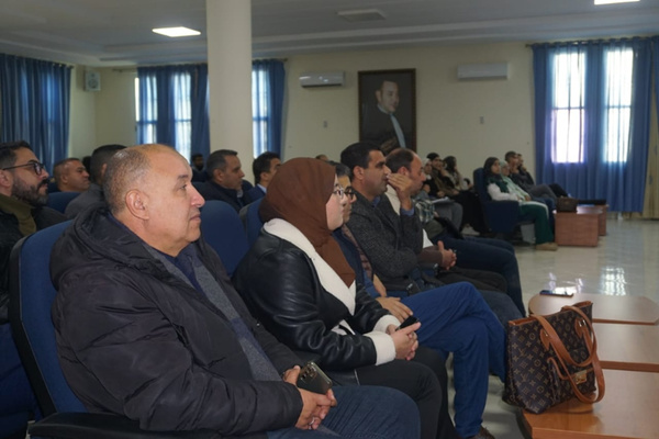 الناظور: مناقشة أطروحة للباحث أسامة حميدون تحت عنوان النُّخْبَة الدِّينِيَة بالمغرب الناظور: مناقشة أطروحة للباحث أسامة حميدون تحت عنوان النُّخْبَة الدِّينِيَة بالمغرب