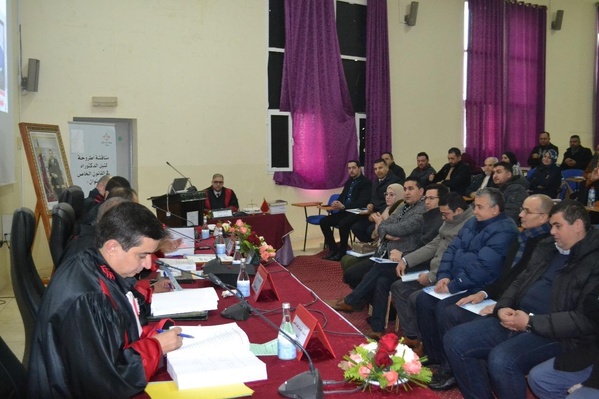 الناظور: مناقشة أطروحة للباحث شريف الغيام في موضوع الحماية الجنائية للعقار في ضوء العمل القضائي المغربي الناظور: مناقشة أطروحة للباحث شريف الغيام في موضوع الحماية الجنائية للعقار في ضوء العمل القضائي المغربي