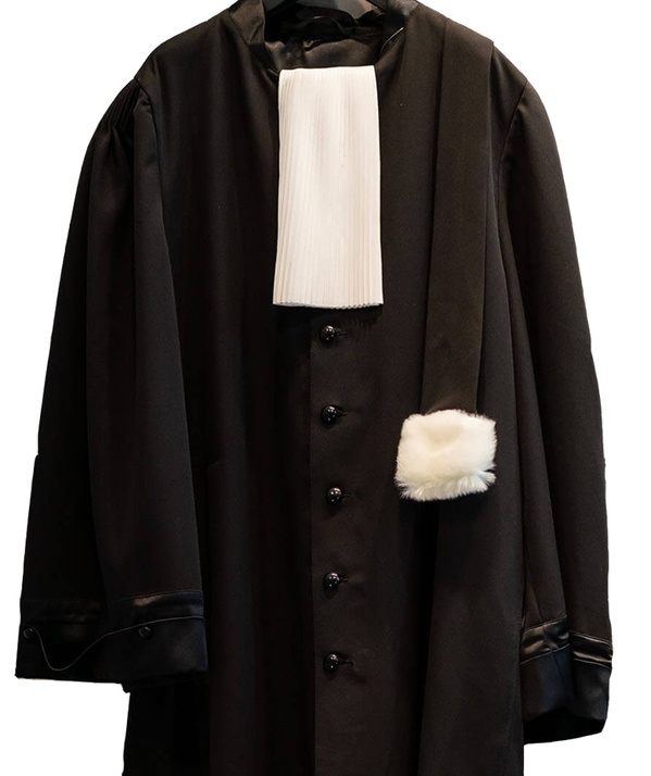 CEDH : Révocation du droit d’exercer la profession d’avocat