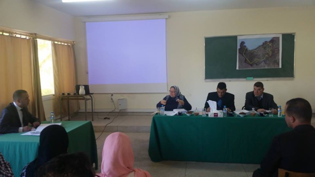 مناقشة رسالة في موضوع النظام القانوني للغرامة التهديدية دراسة في ضوء النص القانوني والعمل القضائي تحت إشراف الدكتور سعيد الروبيو تقدم بها الباحث محمد أعراب مناقشة رسالة في موضوع النظام القانوني للغرامة التهديدية دراسة في ضوء النص القانوني والعمل القضائي تحت إشراف الدكتور سعيد الروبيو تقدم بها الباحث محمد أعراب