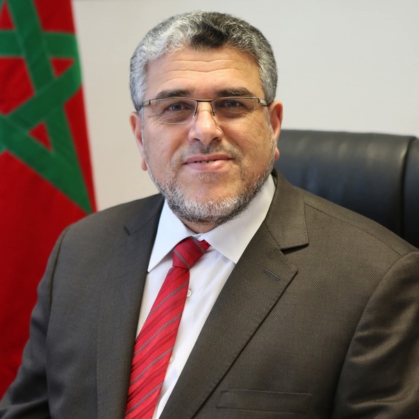 الأستاذ المصطفي الرميد يرد: إلى الأستاذ عبد الرحيم الجامعي (أنت أيضا، لست مفتيا، ولامرشدا، فلا تكن محرضا)