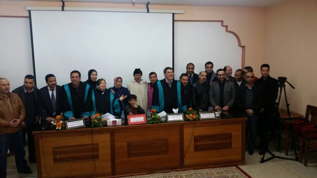 و ت ب في قانون العقود والعقار: مناقشة أطروحة لنيل الدكتوراه في القانون الخاص في موضوع: دور القضاء الاستعجالي في مادة العقار المحفظ  تحت إشراف الدكتورة دنيا مباركة  للباحث عمر عمر و ت ب في قانون العقود والعقار: مناقشة أطروحة لنيل الدكتوراه في القانون الخاص في موضوع: دور القضاء الاستعجالي في مادة العقار المحفظ  تحت إشراف الدكتورة دنيا مباركة  للباحث عمر عمر