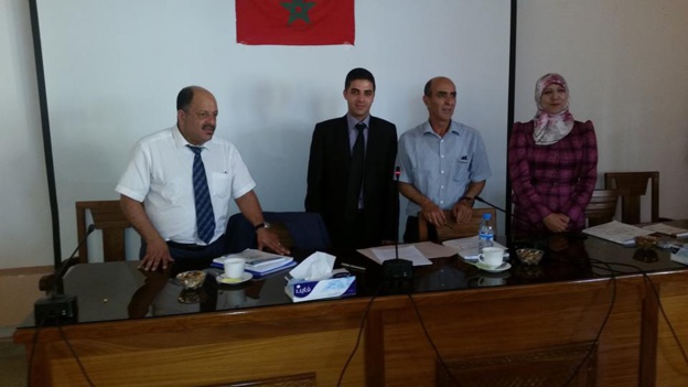 مناقشة رسالة في موضوع الحماية القانونية للمشتري في التجزئات العقارية – دراسة في ضوء القانون 90-25  تحت إشراف الدكتور محمد شهيب تقدم بها الب مناقشة رسالة في موضوع الحماية القانونية للمشتري في التجزئات العقارية – دراسة في ضوء القانون 90-25  تحت إشراف الدكتور محمد شهيب تقدم بها الب