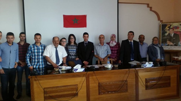 مناقشة رسالة في موضوع الحماية القانونية للمشتري في التجزئات العقارية – دراسة في ضوء القانون 90-25  تحت إشراف الدكتور محمد شهيب تقدم بها الب مناقشة رسالة في موضوع الحماية القانونية للمشتري في التجزئات العقارية – دراسة في ضوء القانون 90-25  تحت إشراف الدكتور محمد شهيب تقدم بها الب