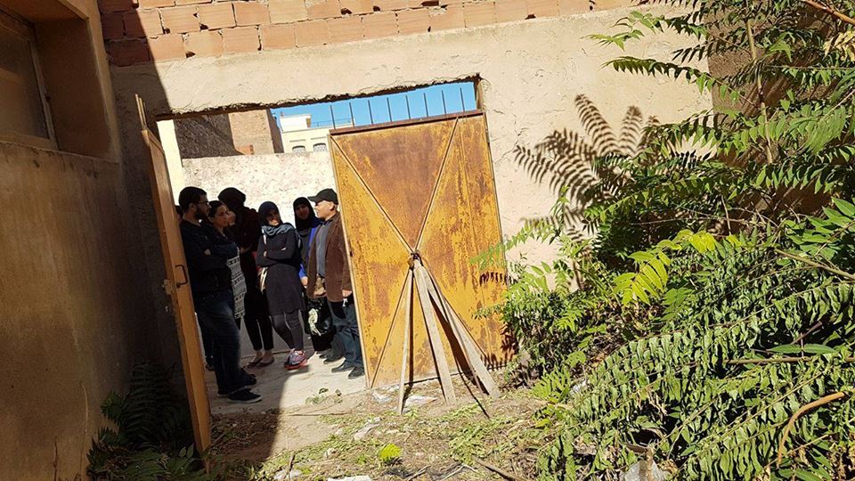 مجموعة من طلبة ماستر الاقتصاد وتدبير المؤسسات بكلية العلوم القانونية والاقتصادية والاجتماعية بوجدة يبادرون تحت إشراف الدكتور عبد الواحد بريشي إلى خلق إطار تحت اسم "يلاه نفرحوهم" للتدريب الميداني على العمل التطوعي وخلق روح المبادرة والتضامن