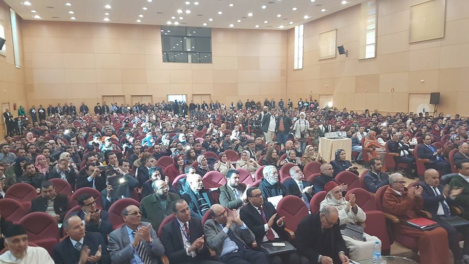  بالصور تَفَاصِيل أَكبر نَدوة وَطَنِّية شَهِدتها المِنطَقَة الشَّرقيَّة تَكريماََ للأُستاذ الحُسَين بلحَسَّاني 