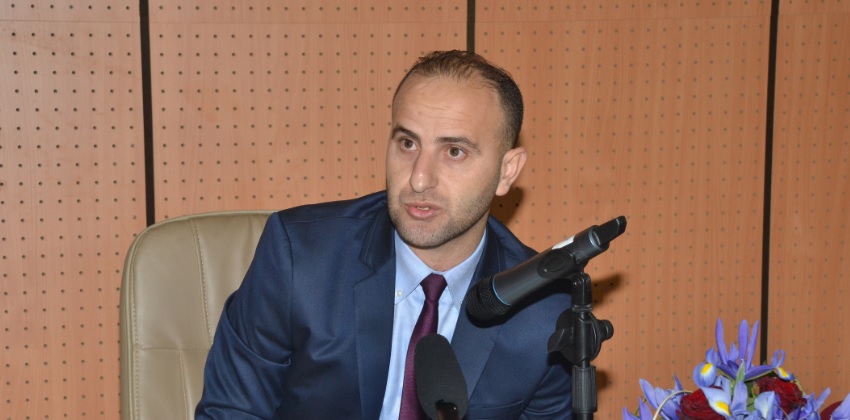 مناقشة أطروحة لنيل شهادة الدكتوراه في القانون الخاص تحت عنوان السياسة الجنائية في مواجهة جرائم الفساد المالي والإداري مناقشة أطروحة لنيل شهادة الدكتوراه في القانون الخاص تحت عنوان السياسة الجنائية في مواجهة جرائم الفساد المالي والإداري