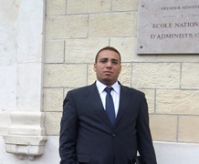 الإضراب: دراسة مقارنة. الإضراب: دراسة مقارنة.