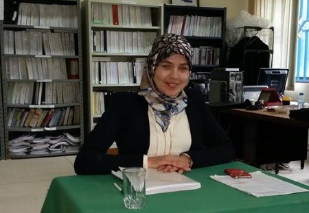 ماستر قانون العقود والعقار: مناقشة رسالة تحت عنوان ضوابط المسؤولية المدنية عن المنتجات المعيبة  تحت  إشراف الدكتور الحسين بلحساني تقدم بها الباحثة نزيهة سوسان