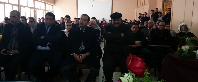 و ت ب في قانون العقود والعقار: مناقشة أطروحة لنيل الدكتوراه في القانون الخاص في موضوع: موقع التحكيم ضمن نزاعات الشغل ـ دراسة مقارنة -  تحت إشراف الدكتورة دنيا مباركة للباحث نبيل بوحميدي