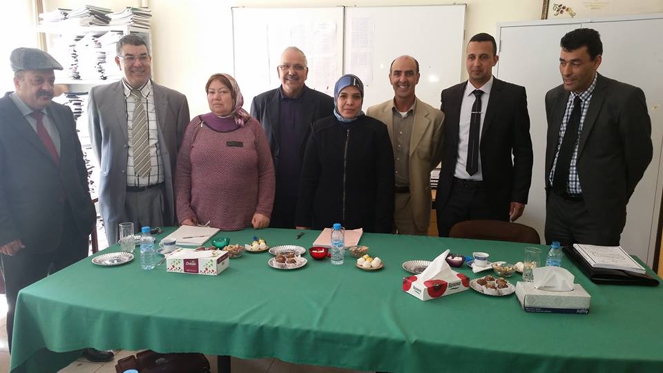 ماستر قانون العقود والعقار: مناقشة رسالة في موضوع القوة الثبوتية للورقة العرفية وطرق الطعن فيها تحت إشراف الدكتورة غزال وردة تقدم بها الباحث جواد الفرح ماستر قانون العقود والعقار: مناقشة رسالة في موضوع القوة الثبوتية للورقة العرفية وطرق الطعن فيها تحت إشراف الدكتورة غزال وردة تقدم بها الباحث جواد الفرح