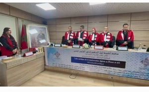 وجدة: مناقشة أطروحة  تحت عنوان "الإطار القانوني للتحول الرقمي في المغرب وتحدي الأمن القانوني" للباحثة غيتة السنتيسي